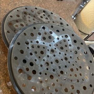 5/$25.00 Pampered chef Microwave Chip Maker set of 2